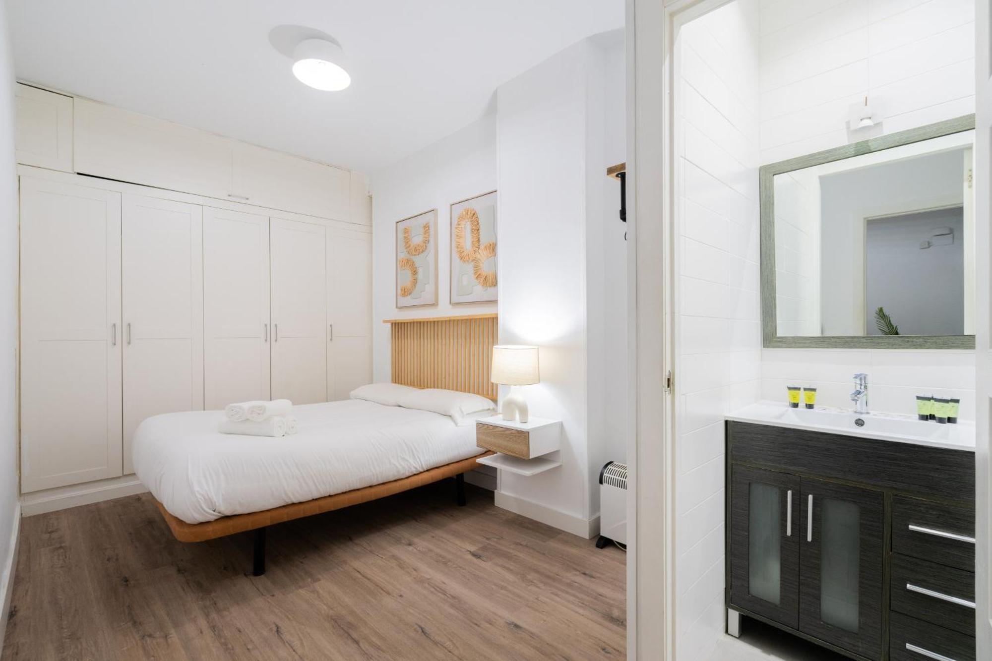 Apartamento En Chueca Para 4 Personas Alquiler Temporal Мадрид Екстер'єр фото